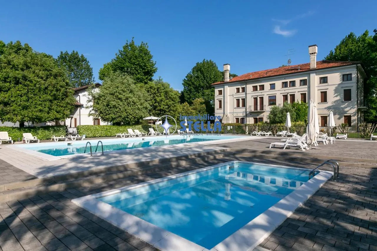 Vakantiehuis Residence Linden Park Lido di Jesolo Italië